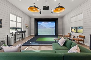 Golf simulator in room